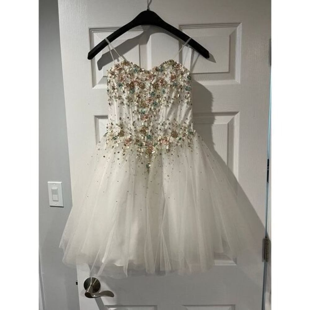 Brand new! Jovani‎ white tulle colored sequin corset Dress size 8 Juniors